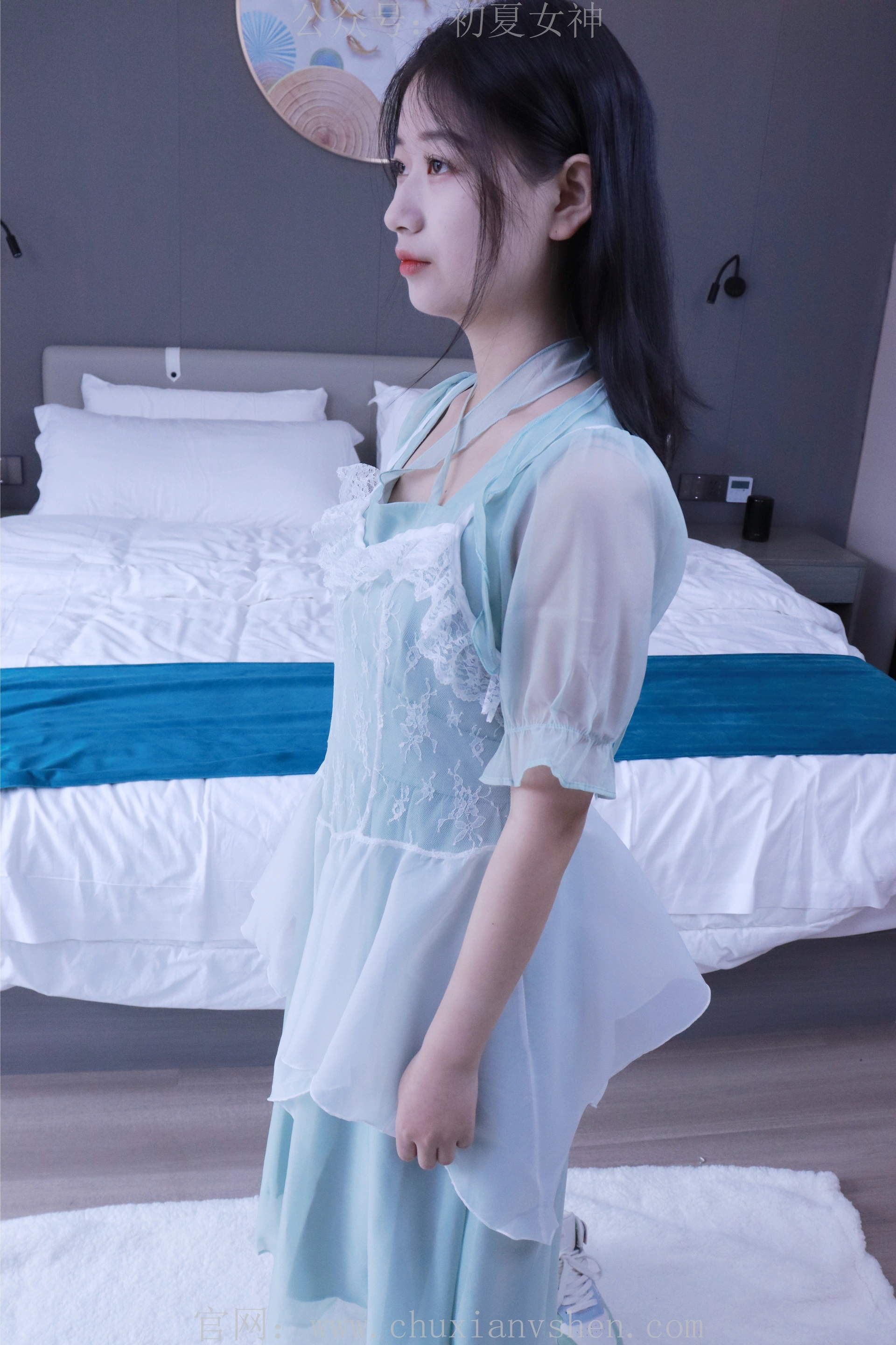初夏女神 NO.009 念念 绿野仙踪M码连衣裙搭回力球鞋 0